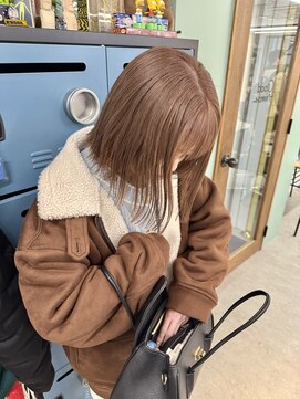 ヒビヲ(HIBIO) ショートボブ切りっぱなしボブタッセルボブ韓国　ピンクベージュ