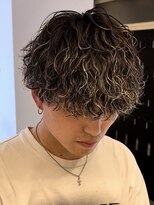 グランデュール 藤枝店(GRANDEUR)&nbsp;波巻きパーマ波巻きスパイラルパーマツイストスパイラルパーマ