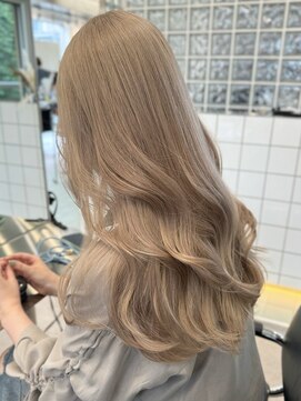 サンクマーケット 渋谷(cinq MARKET) 渋谷ミルクティーベージュハイトーンカラーヘーゼルベージュ韓国