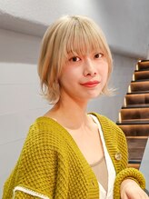 バイエイト(X８) 【透明感抜群】憧れの海外風ブロンド×クビレボブ　『小川』