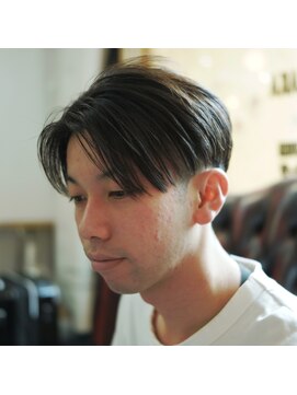 リー 神楽坂(Re-) エッジラインセンターパート