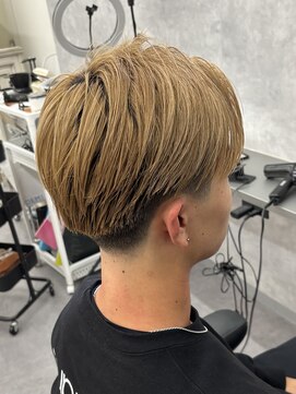 エクファフォーメン(EX-FA FOR MEN) MEN’S HAIR/サーフカール/刈り上げセンターパート/瀬田