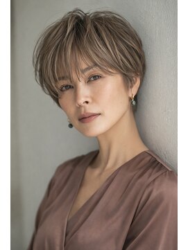 アンソリット ボーテ(INSOLITE BEAUTE) 大人ショートボブ白髪ぼかし30代40代50代60代広尾/恵比寿