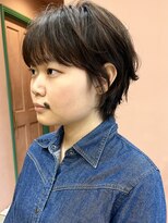 イギー(igggy)&nbsp;ショートレイヤー　顔周り　透明感カラー　ブラウンカラー