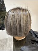 白髪ぼかしショートボブ
