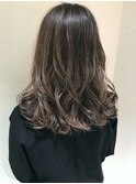 アッシュベージュ