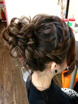 ヘアセットアップス(UP's)&nbsp;◆ルーズでゆるふわ可愛い♪『☆～三つ編み入り中間お団子～☆』