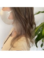 ザ ラボ アングゥ(The Labo ungu) オリーブベージュ×ホワイトベージュ