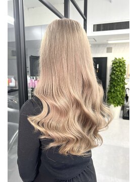 リア 大阪梅田(Ria) ～ミルクティーベージュ～　【Ria 大阪 梅田】