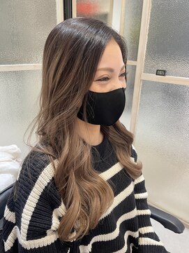 エレノア 梅田店(Eleanor) ベージュヘア◎