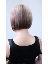 ニル(NiL)&nbsp;ラインボブ　セクションカラー