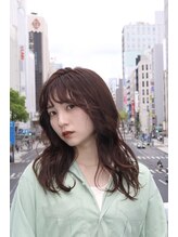 旅と美容をコンセプトにした新型サロン「QUEENS」