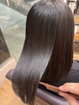 シェリ(Cheri)&nbsp;髪質改善トリートメント/ツヤ髪/20代ヘア/ミディアム/横浜駅