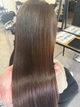 ナンバー(number+) 20代30代40代ストレートアッシュベージュ髪質改善大人ヘア