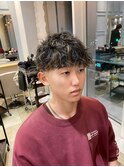 ツイストとメッシュでバチイケスタイル◎