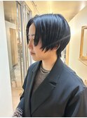 シャギーショートダークアッシュメンズライクショート