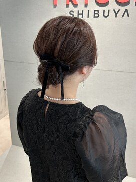 トリッカ シブヤ(TRICCA SHIBUYA) シニヨンヘアアレンジ/ヘアセット/結婚式お呼ばれヘア/お団子