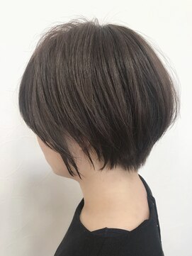 ヒルズ(BiBi hills) 高知 南国市 BiBi hills ハンサムショート ショートボブ