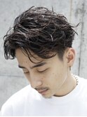 センターパート/ツイストパーマ/刈り上げツーブロック