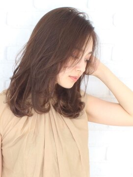 イヴ (EVE) 小顔モテ髪＊ニュアンスウェーブ【代々木/新宿】