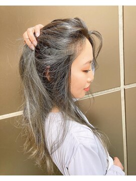 フィアート ヘアドレッシング サロン(Fiato Hairdressing Salon) ミントグレージュ