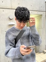 アイズ 海老名(AIZU)&nbsp;スペインカール フェード マッシュ スパイラルパーマ 眉毛