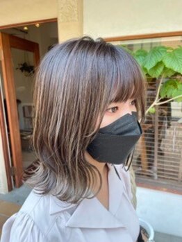 リゴッツ ドゥア プトゥリ(Regottz dua putri)の写真/[小顔CUT+イルミナカラー+内部補修TR¥6480]ブリーチなしの透明感カラー◎ダメージレスで理想の髪色に♪