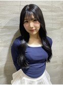 くびれヘアー×透明感のあるブラックカラー