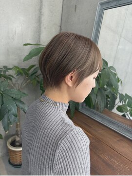 ジーナ 福岡千早(Zina) スッキリショートボブ