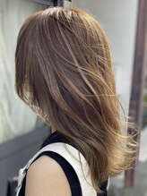 アオゾラヘアー フジサキグウ(AOZORA HAIR FUJISAKIGU) キレイめカジュアル 栗色 ナチュラルハイライト 20代30代40代