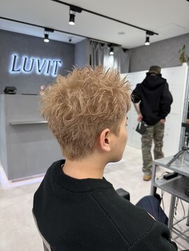ラヴィット 横浜店(LUVIT) ミルクティーベージュスパイキーラフショート