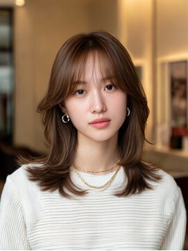 ラファンジュ ヘアー(Rohange hair) レイヤーカット バタフライレイヤーカット 前髪あり