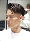 MEN'S/かき上げサイドパート×フェード/ビジネスパーソン向け