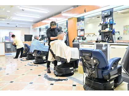 メンズ専門理容室 キングB・B 新大久保の写真