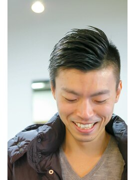 カットアンドリラクゼーション アイリー ２ブロックアシメ・ショート