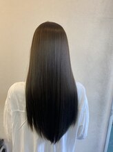 カット+ツヤツヤハイグレードトリートメントコース￥33000