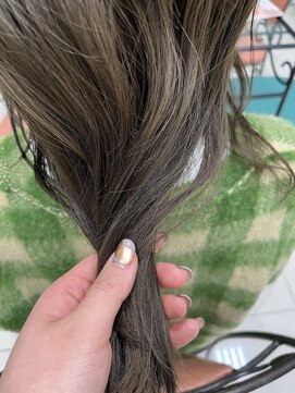 フォルテ 中田店 オリーブベージュ