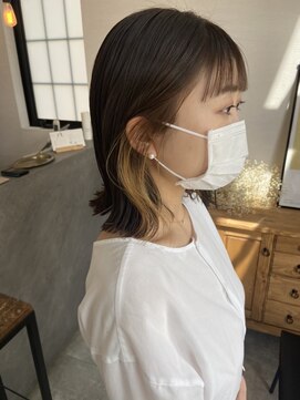 キキ(kiki) ワイドバング×インナーカラー#ベージュカラー#三重