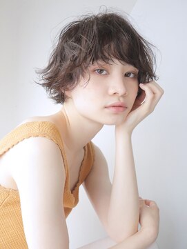 アイティー バイ アルバム 中野店(IT by ALBUM) くせ毛を活かしたマッシュショート_ツートンカラー_48603