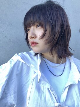 リコバイアフロート(riko by afloat) ボブウルフ/顔周りウルフ/フェイスレイヤー/外ハネボブ/ボブヘア