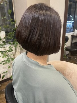 ジーン 高円寺(gene) 前下がりボブ【ハイライト /白髪ぼかし/ハイライト/ 高円寺】