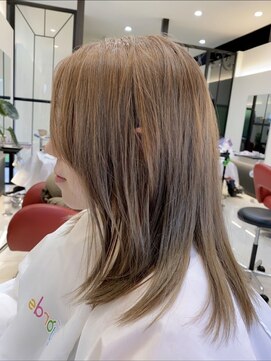 ワーズ インターナショナル(Words international) ハニーベージュ　[tsune]