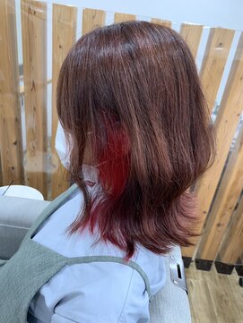 エイトクラージュ(eight courage) 外ハネミディアムスタイル