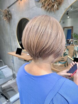 ライフインザサン 池袋(LIFE IN THE SUN) 大人かわいい丸みショート20代30代40代 池袋 目白