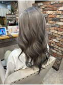 『京都 山科 ルーナヘアー』シルバーベージュ エンドカラー