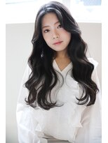 シャルムバイルーチェココ(CHARME by Lu'ce coco) ウェーブロングヘア切っぱなし