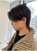 センターパートウルフ