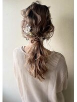 エル セルカ 高田馬場(el CERCA)&nbsp;結婚式二次会パーティーヘアセット大人可愛いポニーテール