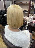 ショートボブ ブロンド