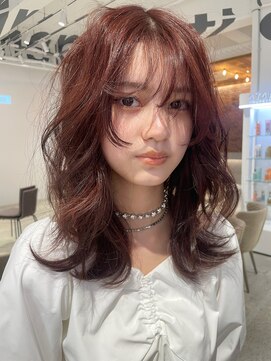 ローブ アオヤマ(LOAVE AOYAMA) チェリーレッド/ブリーチなしカラー/暖色カラー/レイヤーカット